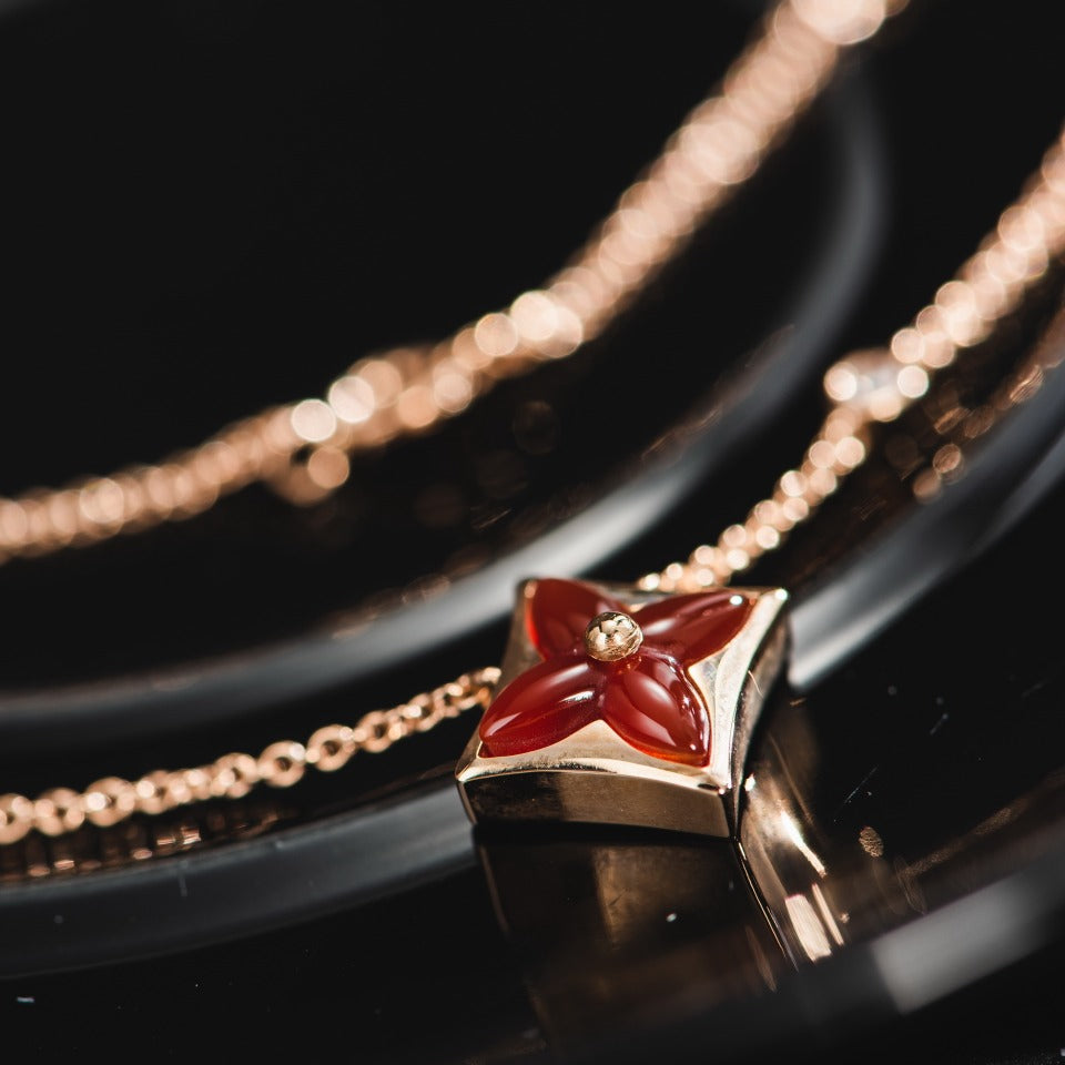 ¡®Moco¡¯STAR NECKLACE PINK GOLD 1 DIAMOND