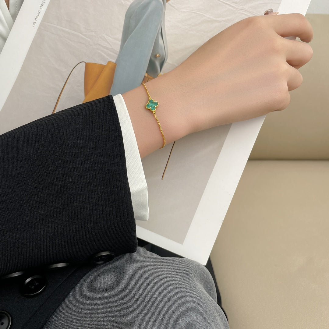 Miro CLOVER BRACELET MALACHITE 1モチーフ
