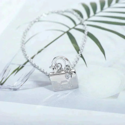 ¡®Moco¡¯AMULETTE PEDANT SILVER NECKLACE