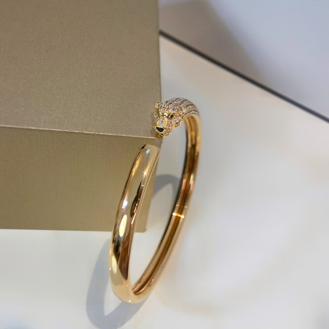 ¡®Moco¡¯PANTHERE GOLD DIAMOND OPEN BRACELET