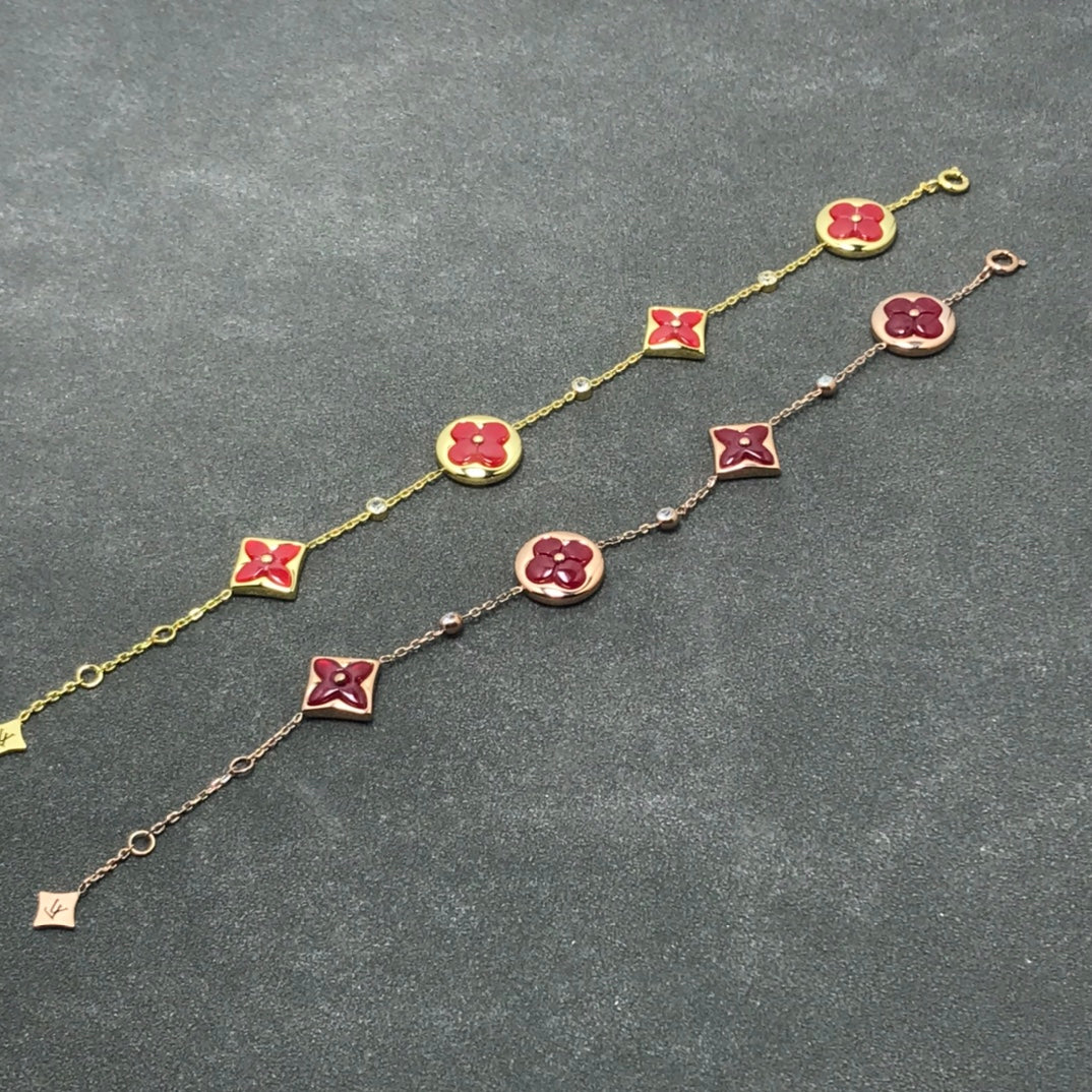 ¡®Moco¡¯STAR AND SUN CARNELIAN 4 MOTIFS 3 DIAMONDS