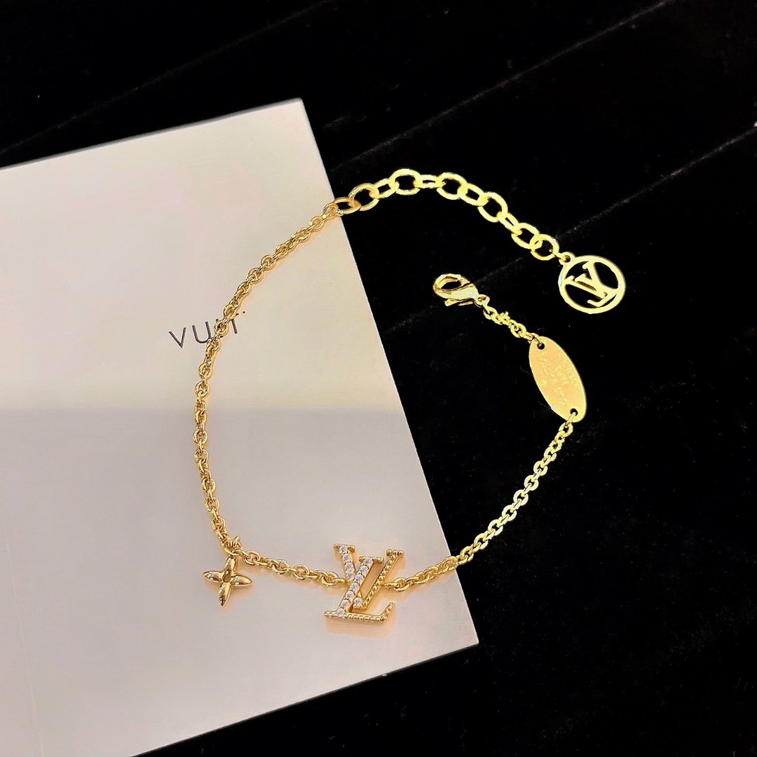 ¡®Moco¡¯LOGO STAR MOTIF GOLD BRACELET