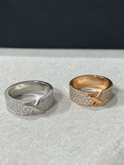 ¡®Moco¡¯LIENS EVIDENCE  DIAMOND PAVED RING