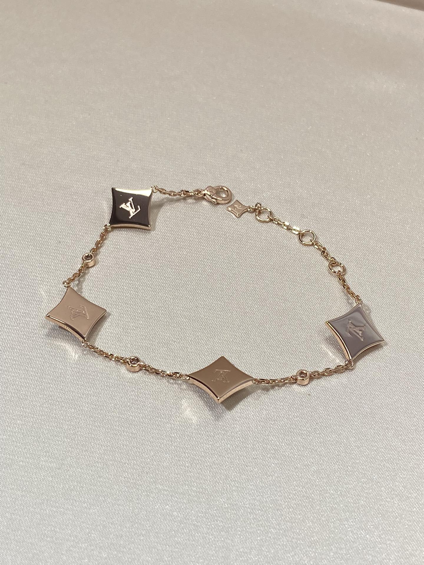 ¡®Moco¡¯STAR 4 MOTIF MOP DIAMOND PINK GOLD BRACELET