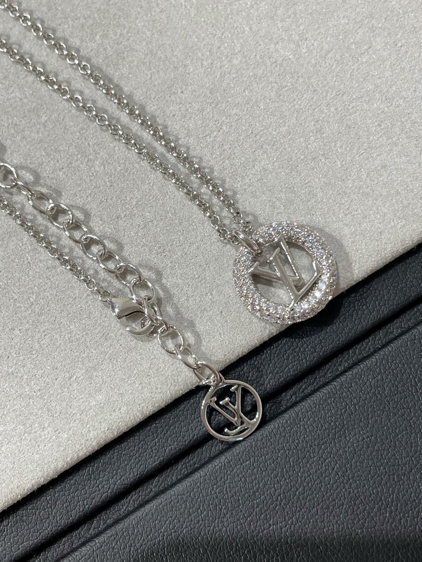¡®Moco¡¯BY NIGHT DIAMOND PAVED NECKLACE