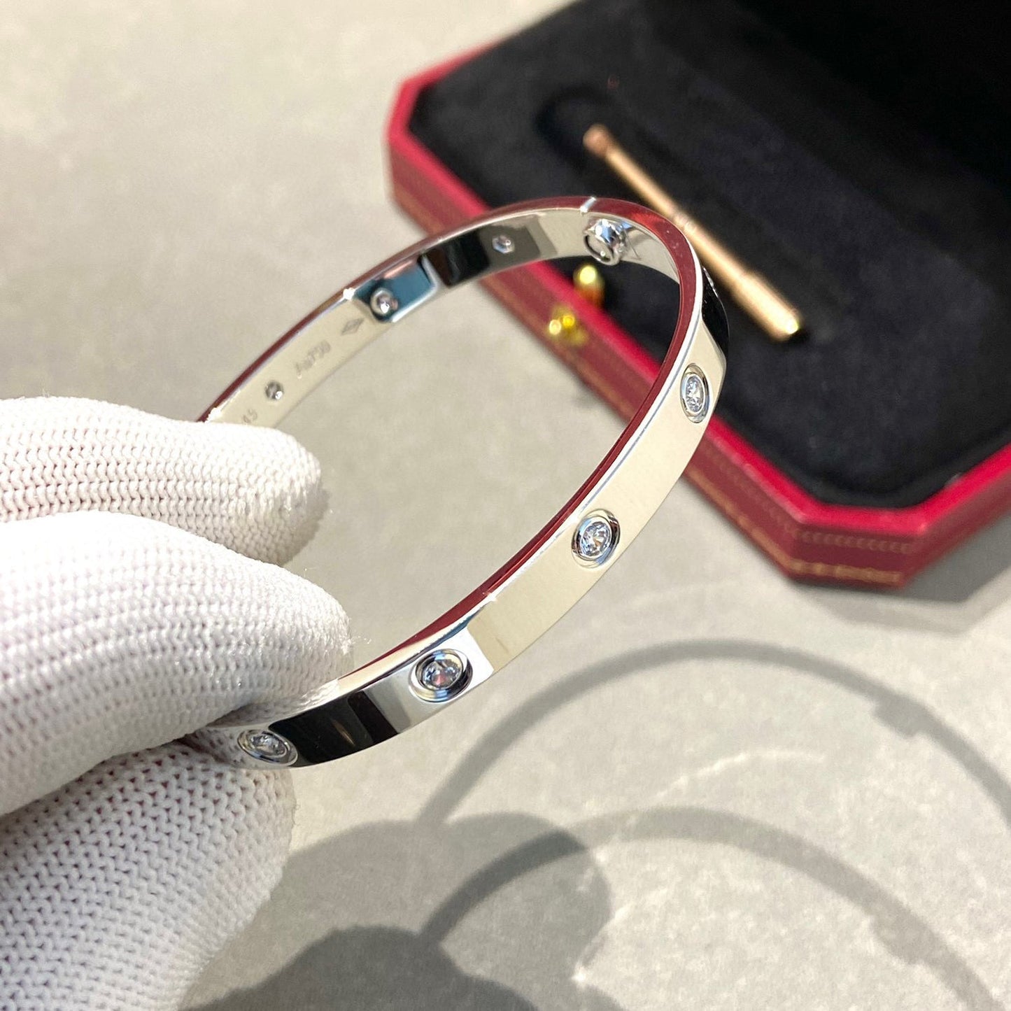 ¡®Moco¡¯LOVE BRACELET 6.1MM 10 DIAMONDS
