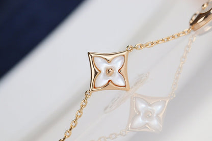 ¡®Moco¡¯LEAF CLOVER BRACELET