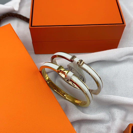 ¡®Moco¡¯CLASSIC HM CLIC WHITE 8MM ENAMEL BRACELET