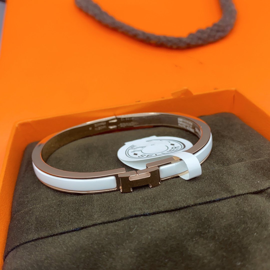 ¡®Moco¡¯CLASSIC HM CLIC WHITE 8MM ENAMEL BRACELET