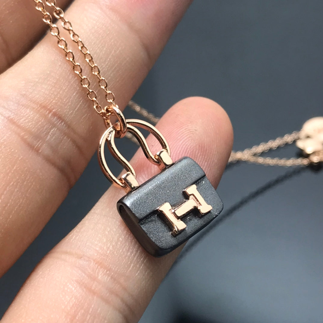¡®Moco¡¯WOMEN'S HM AMULETTES CONSTANCE PENDANT NECKLACE