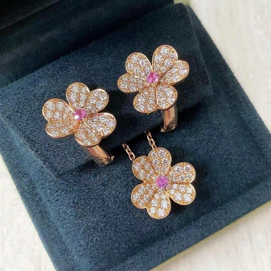 ¡®Moco¡¯FRIVOLE PINK GOLD FLOWER DIAMOND EARRINGS